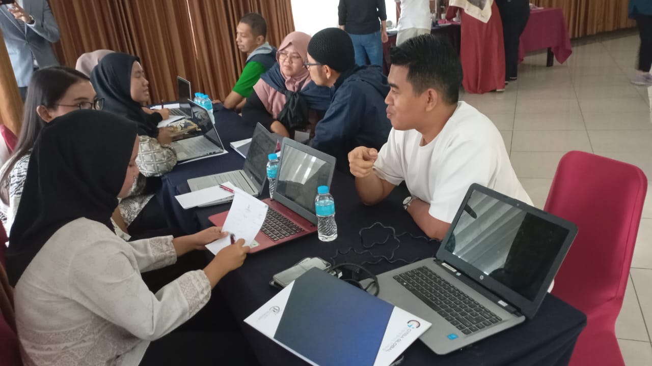 WhatsApp Image 2024-12-18 at 10.48.38 PM (1)